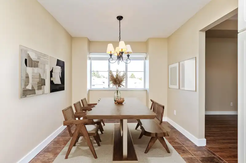 326 13911 70 AVENUE - photo 3 of 6