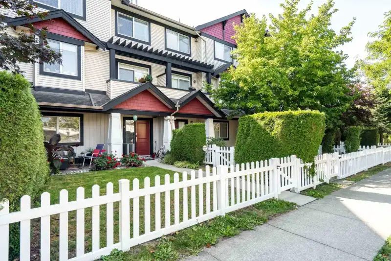 7 7168 179 STREET - photo 1 of 38
