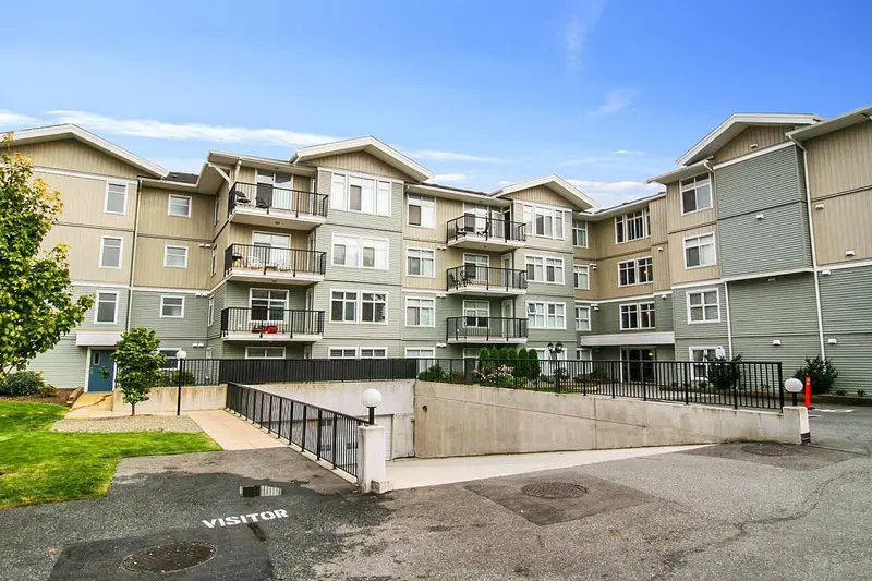 411 33255 OLD YALE ROAD - photo 2 of 23