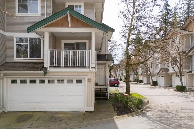 100 12711 64 AVENUE - photo 2 of 33
