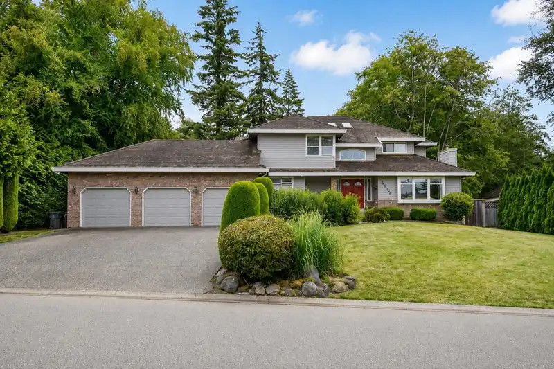 5686 125A STREET - photo 1 of 25