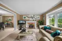 5686 125A STREET - thumbnail 8