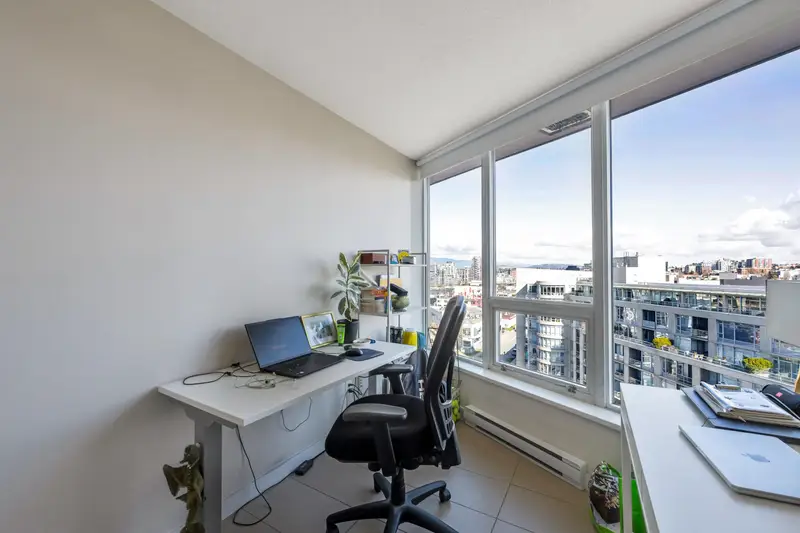 1209 445 W 2ND AVENUE - photo 4 of 25