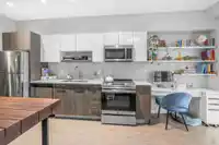432 13768 108 AVENUE - thumbnail 4