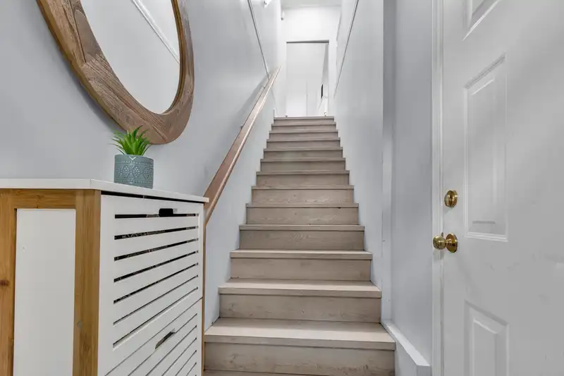 202 9580 PRINCE CHARLES BOULEVARD - photo 3 of 36
