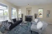 14852 56B AVENUE - thumbnail 3