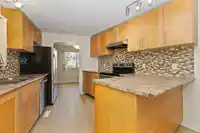 58 8220 KING GEORGE BOULEVARD - thumbnail 12