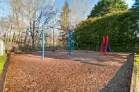 58 8220 KING GEORGE BOULEVARD - thumbnail 35