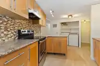 58 8220 KING GEORGE BOULEVARD - thumbnail 10