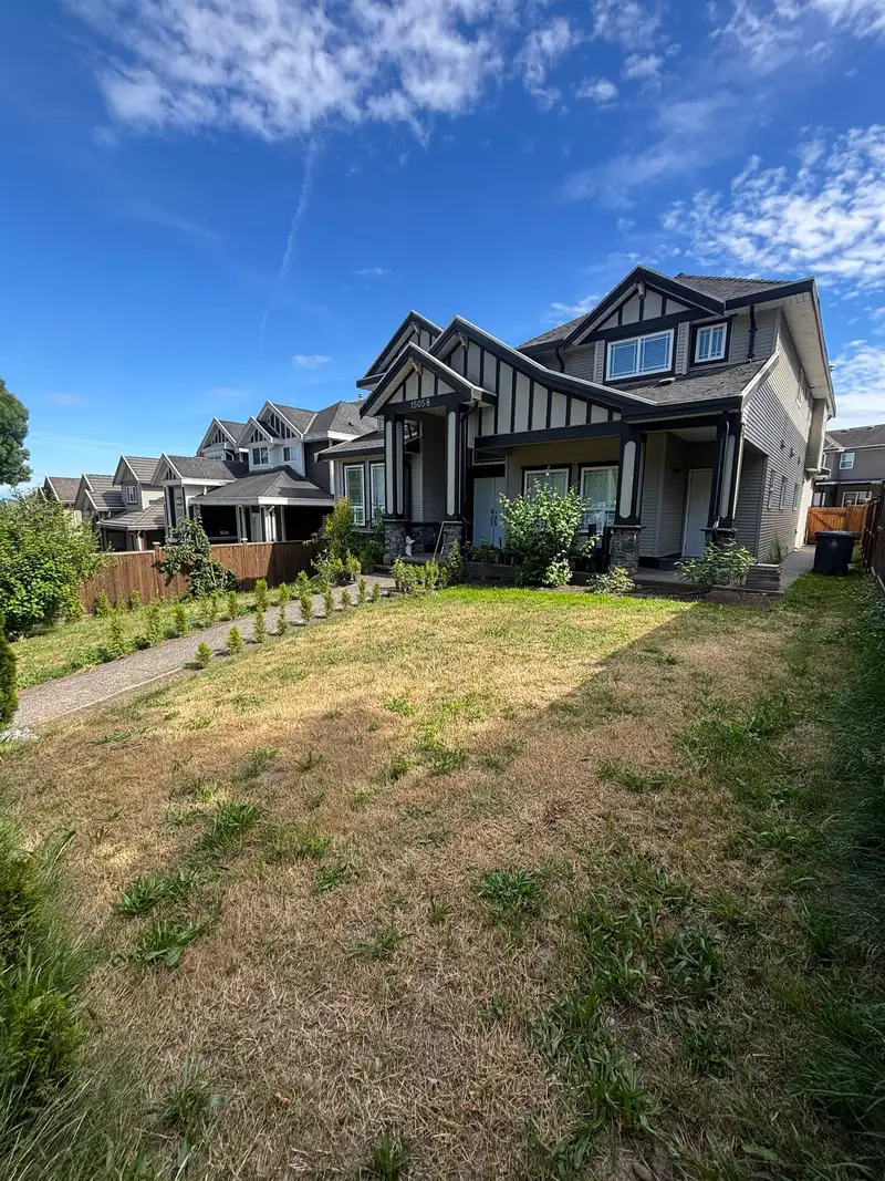 15058 72ND AVENUE - photo 2 of 22