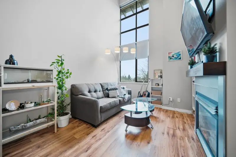 416 10866 CITY PARKWAY - photo 3 of 28
