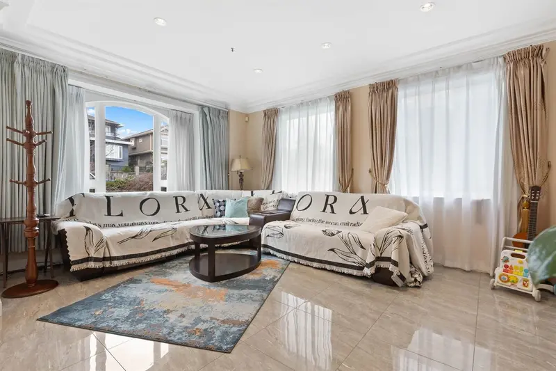 1356 E 62ND AVENUE - photo 4 of 25