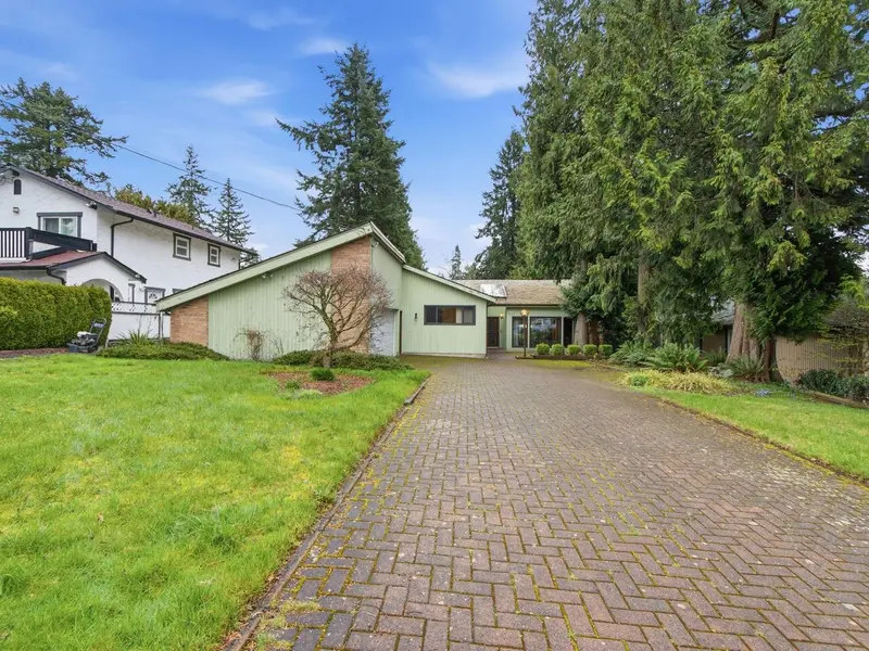 533 ASCOT STREET - photo 1 of 25