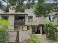 10589 HOLLY PARK LANE - thumbnail 1