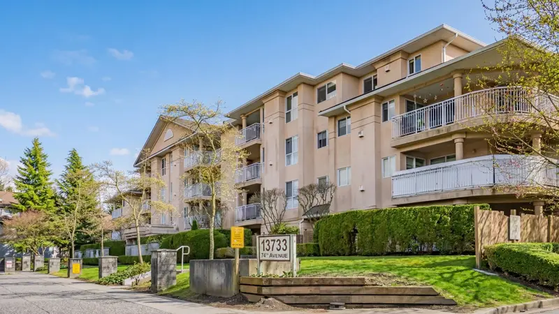 215 13733 74 AVENUE - photo 1 of 25