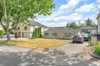 6992 131 STREET - thumbnail 2