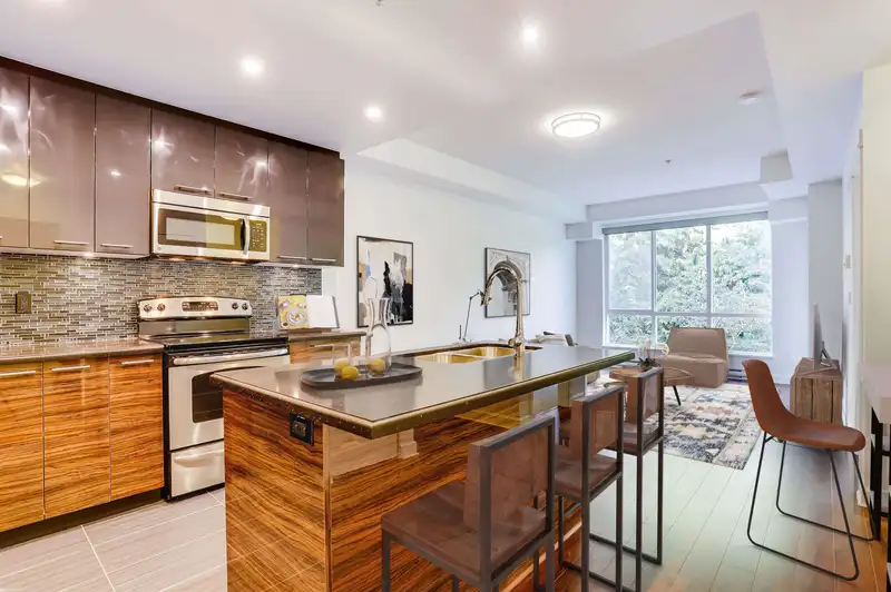 315 12039 64 AVENUE - photo 1 of 12