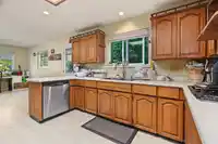 15676 97A AVENUE - thumbnail 11