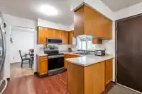 5927 184 STREET - thumbnail 3
