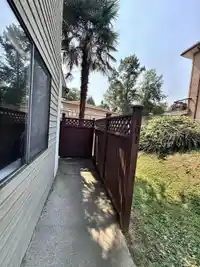 101 7131 133A STREET - thumbnail 3