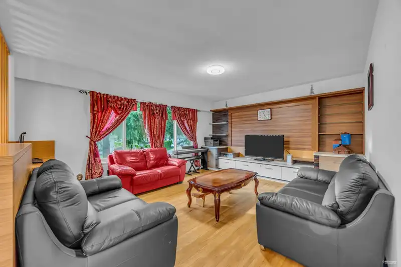 9942 SEMIAHMOO ROAD - photo 3 of 15
