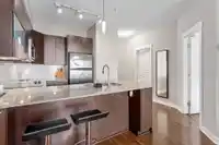 327 13321 102A AVENUE - thumbnail 6
