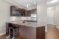 327 13321 102A AVENUE - thumbnail 8