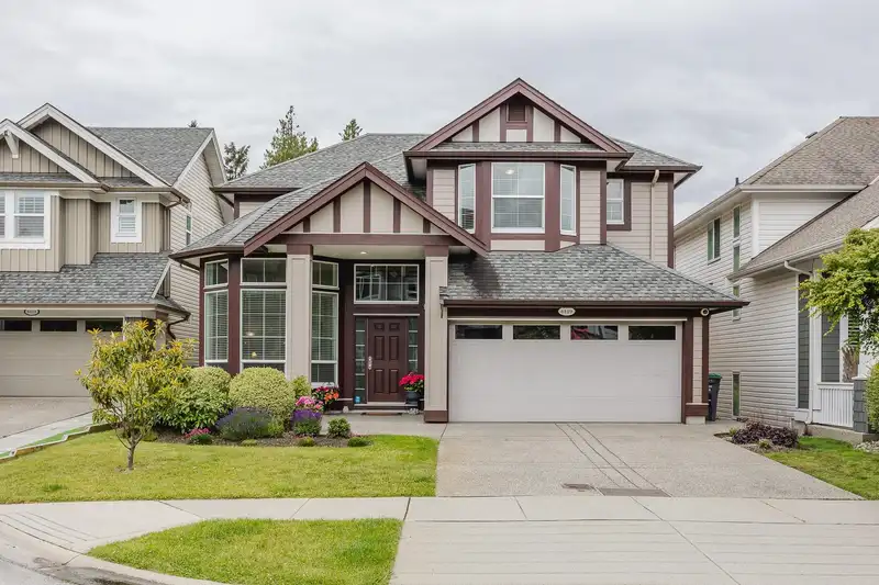 6119 163A STREET - photo 1 of 40