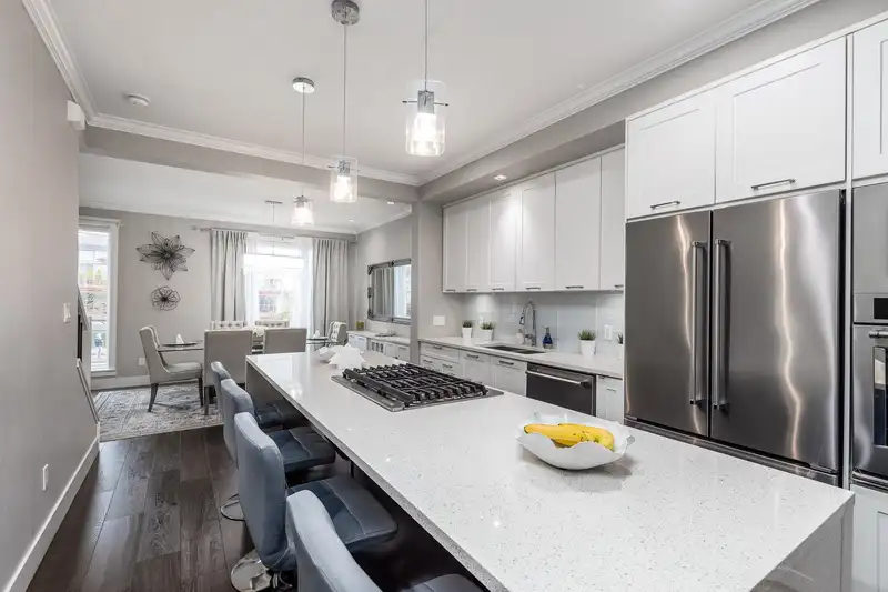 3 16488 64 AVENUE - photo 4 of 40