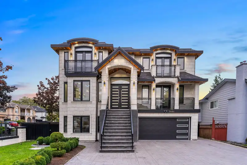 9484 126A STREET - photo 1 of 39