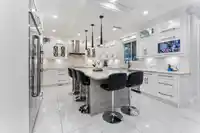 9484 126A STREET - thumbnail 15