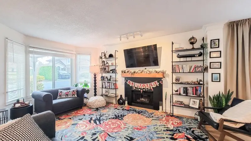 50 9045 WALNUT GROVE DRIVE - photo 3 of 25