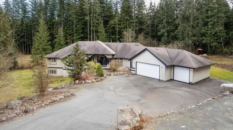 12236 POWELL STREET - photo 1 of 25