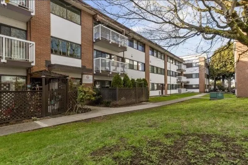 302 8020 RYAN ROAD - photo 1 of 1