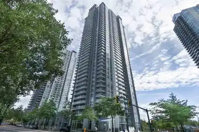 2001 13696 100 AVENUE