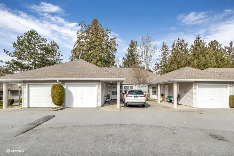 26 7127 124 STREET - photo 3 of 22