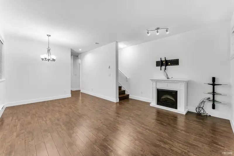 48 8418 163 STREET - photo 3 of 26