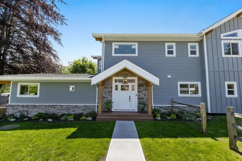 11173 CALEDONIA DRIVE - photo 2 of 40