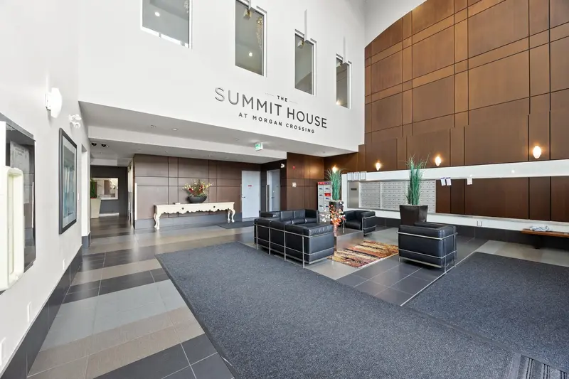 312 15850 26 AVENUE - photo 2 of 25