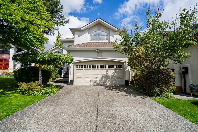 16905 83 AVENUE - photo 1 of 40