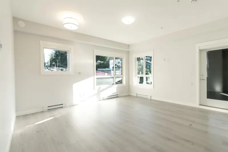 217 33886 PINE STREET - photo 3 of 22