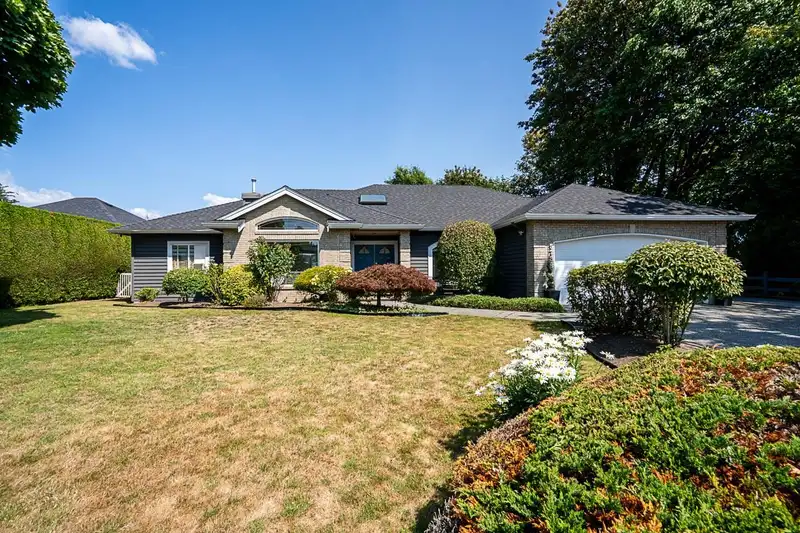 5758 W KETTLE CRESCENT - photo 2 of 36