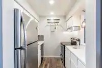 207 17661 58A AVENUE - thumbnail 5