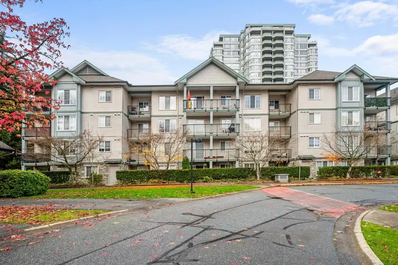 401 14859 100 AVENUE - photo 2 of 32
