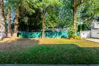 9884 158A STREET - thumbnail 38