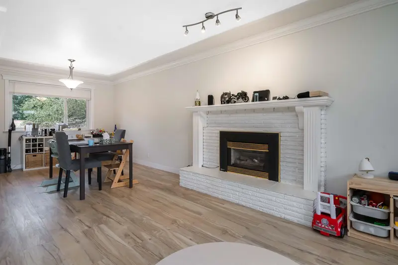 1634 HARBOUR DRIVE - photo 3 of 19