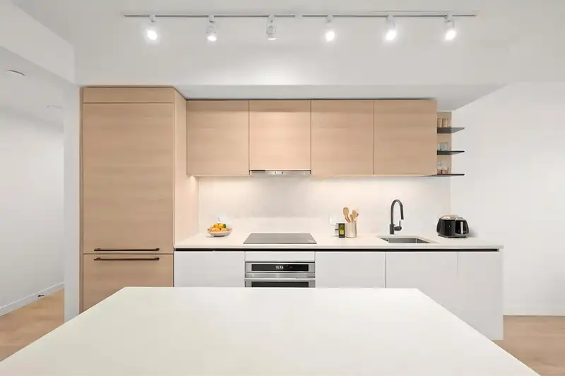 2912 10448 UNIVERSITY DRIVE - photo 2 of 26