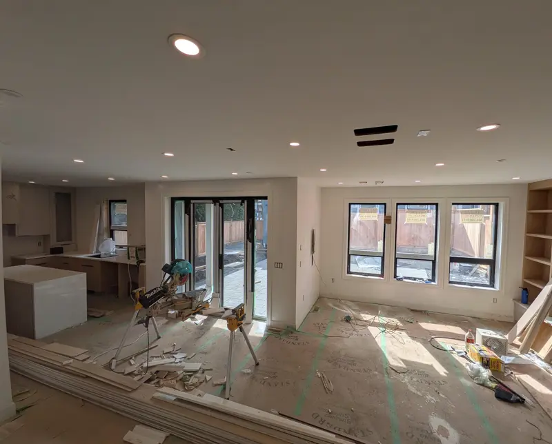 918 E 16TH AVENUE - photo 4 of 10