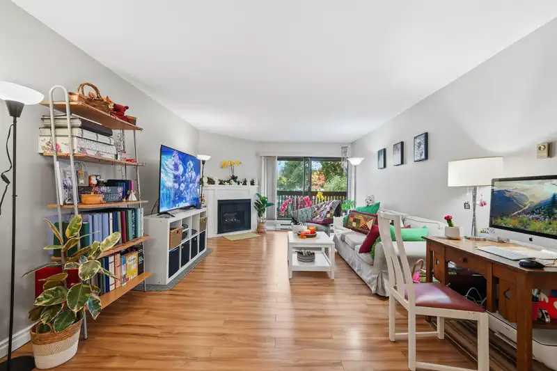 311 9682 134 STREET - photo 4 of 36