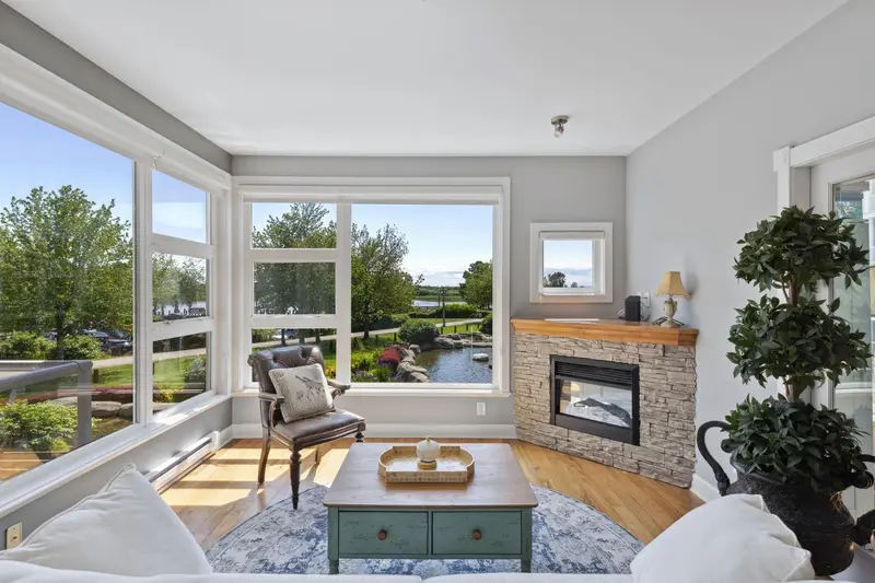 204 4600 WESTWATER DRIVE - photo 3 of 25